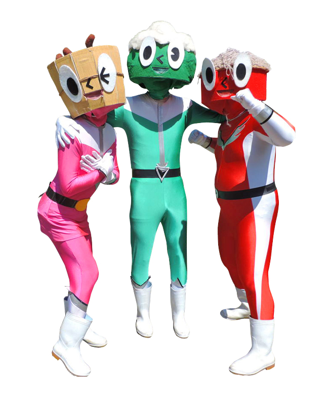 観光宣隊しんとくレンジャー（そばレッド、山グリーン、温泉ピンク）